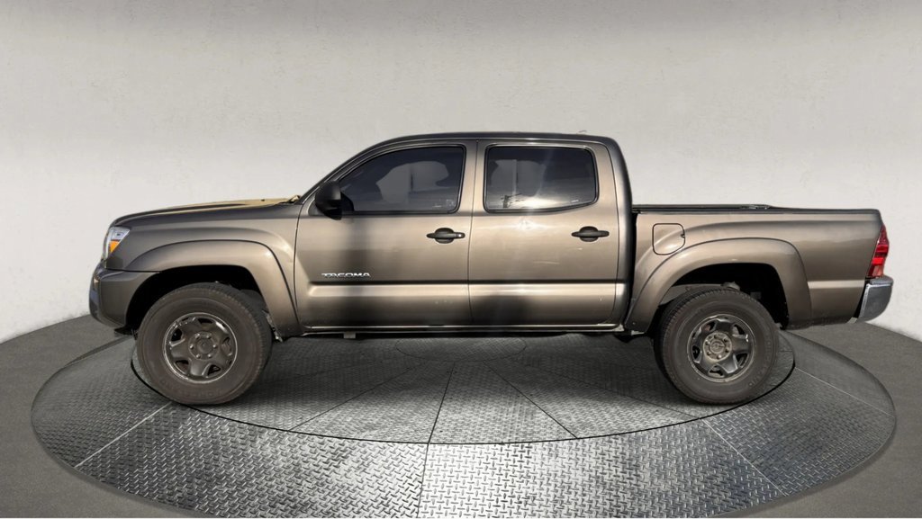 Used 2014 Toyota Tacoma PreRunner w/ SR5 Package image 4