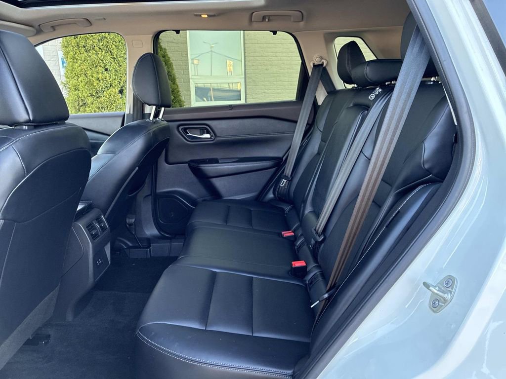 Certified 2023 Nissan Rogue SV w/ SV Premium B Package image 15