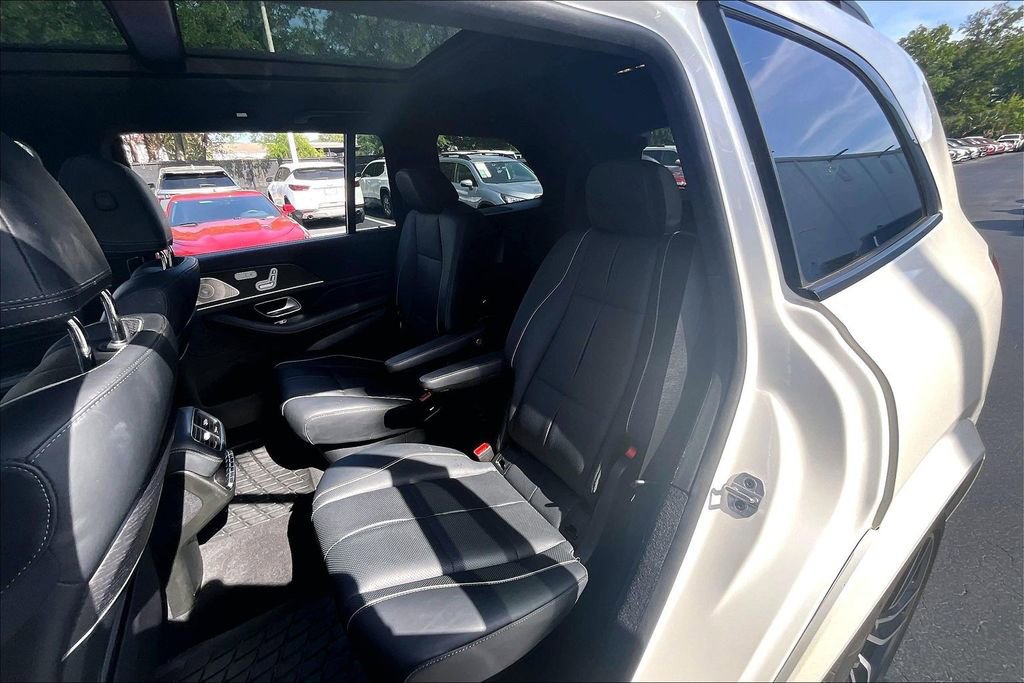 Used 2021 Mercedes-Benz GLS 580 4MATIC image 22