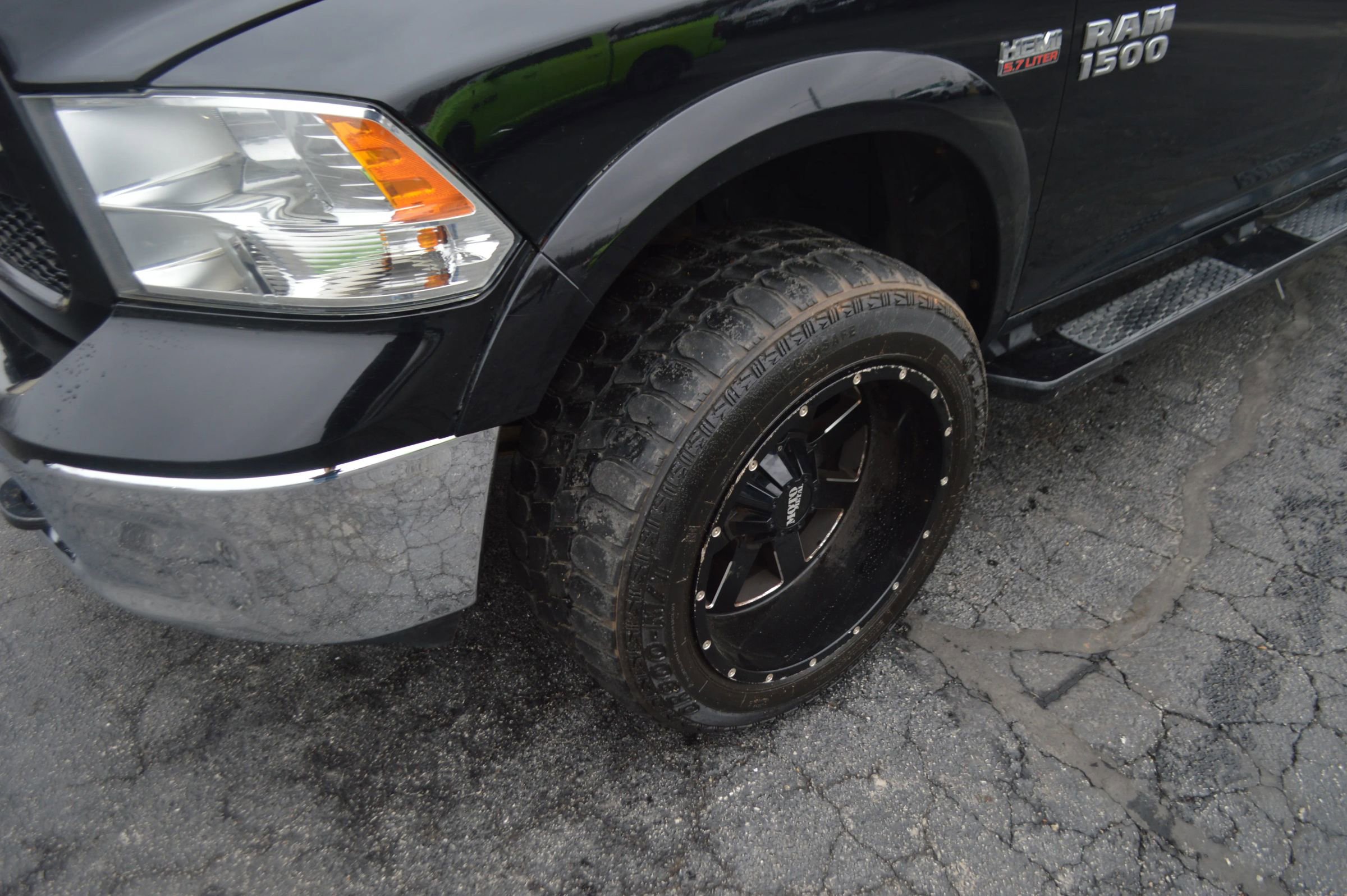 Used 2014 RAM 1500 Outdoorsman image 3