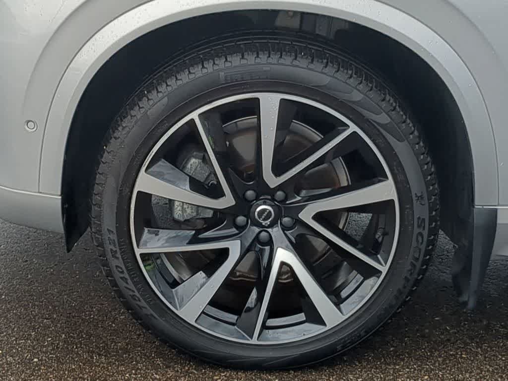 Certified 2023 Volvo XC90 B6 Plus w/ Protection Package Premier AWD/4WD image 13