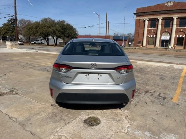Used 2024 Toyota Corolla LE image 4