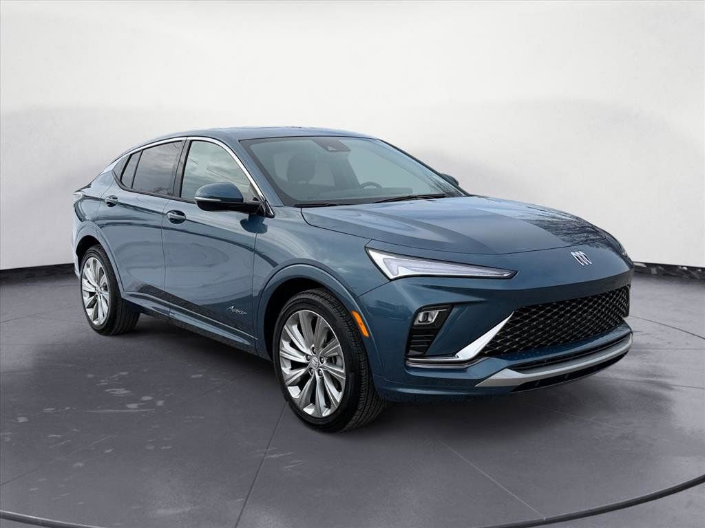 Used 2025 Buick Envista Avenir image 8