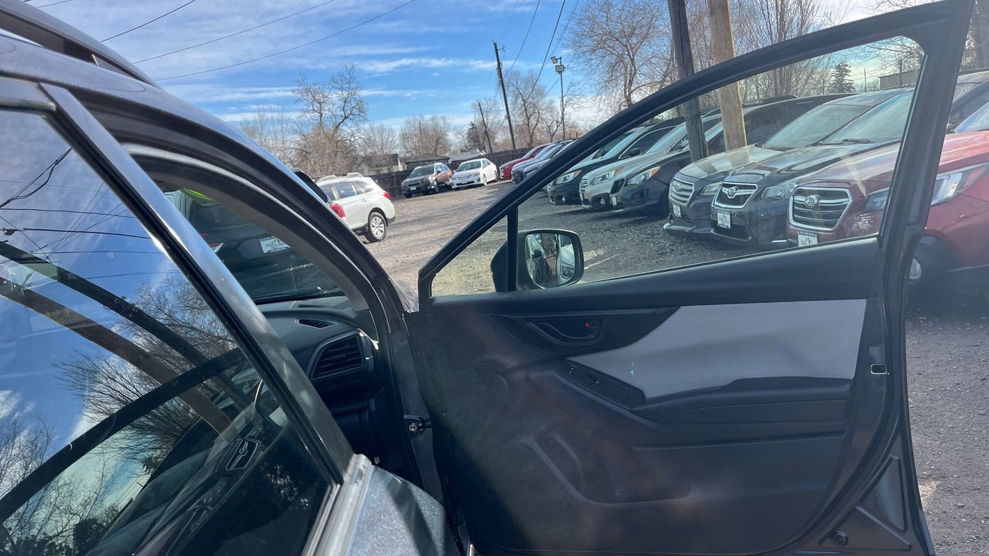 Used 2018 Subaru Crosstrek 2.0i Premium AWD/4WD image 11