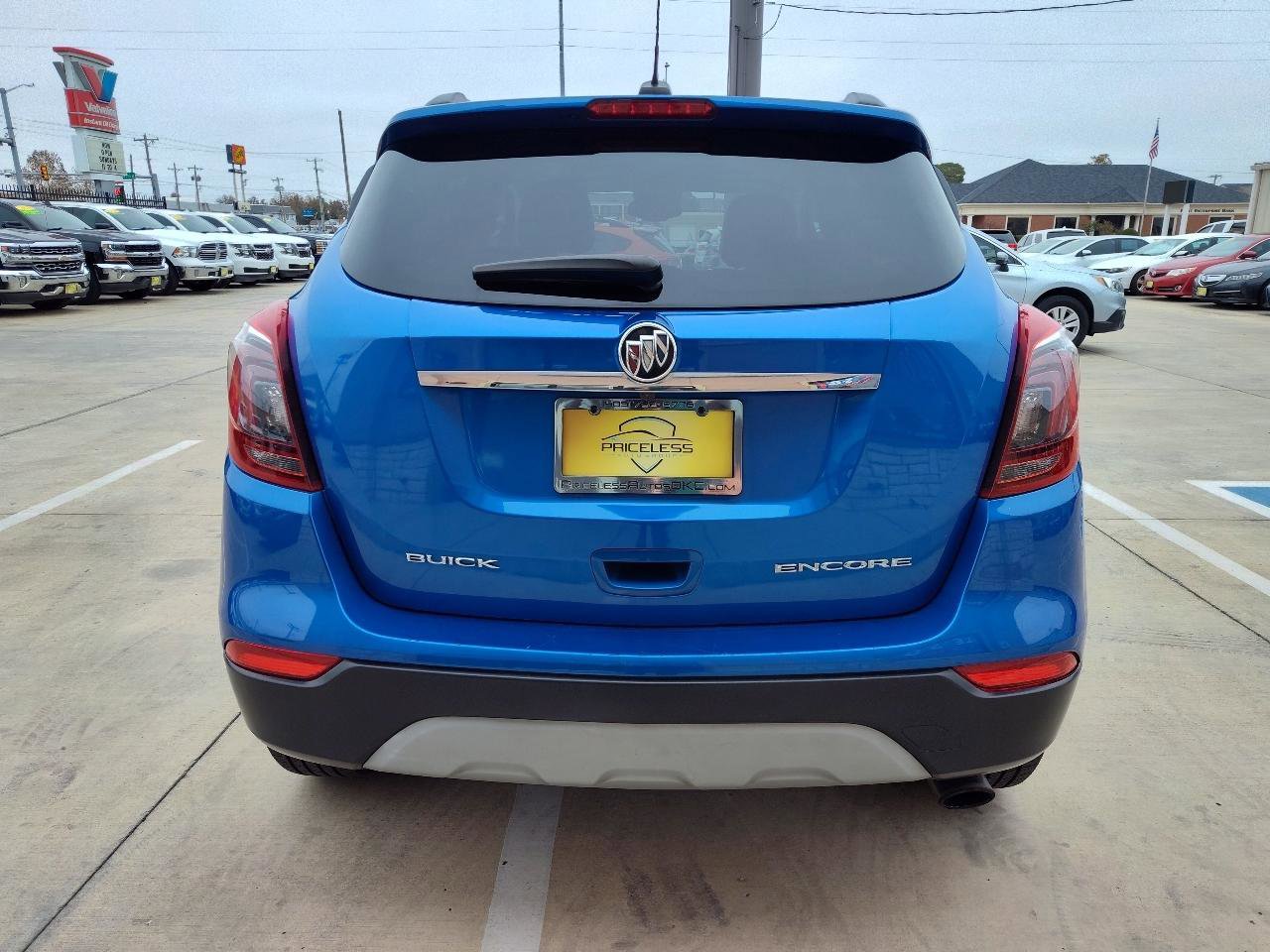 Used 2018 Buick Encore Essence image 6