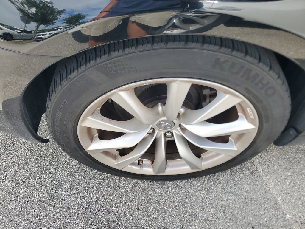 Used 2015 INFINITI Q60 Convertible w/ Premium Package RWD image 8