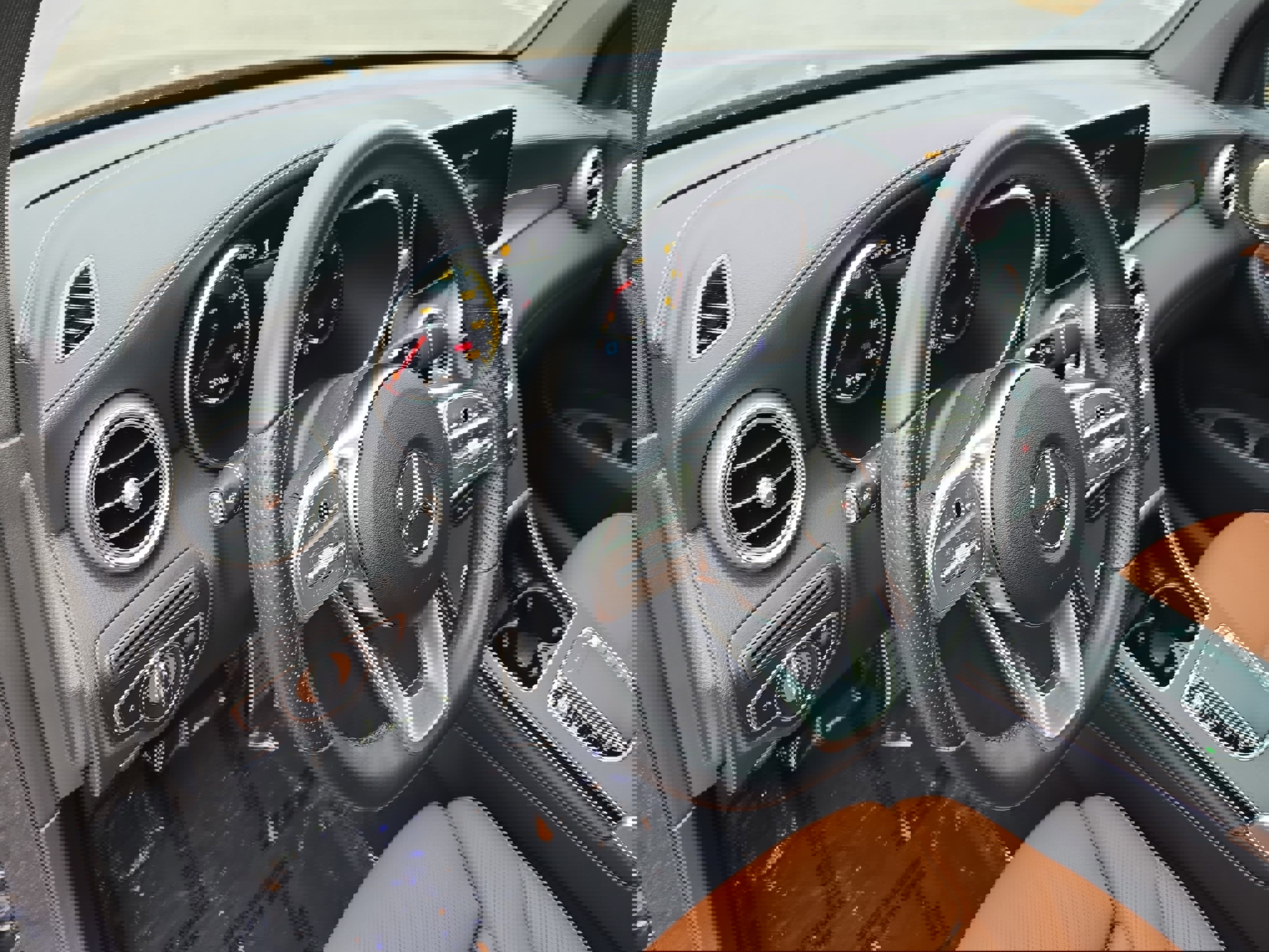 Certified 2023 Mercedes-Benz GLC 300 4MATIC Coupe image 16