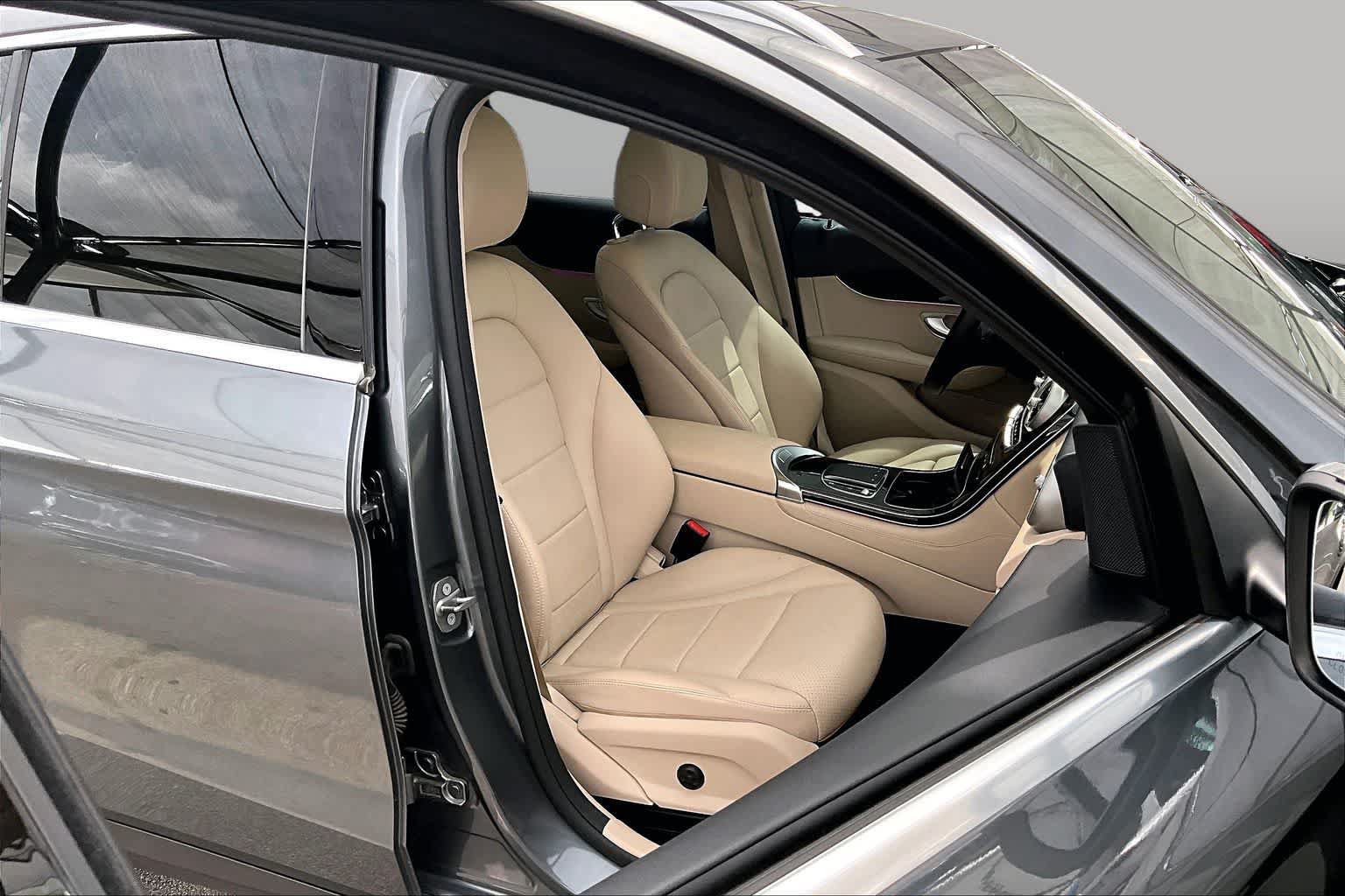 Certified 2020 Mercedes-Benz GLC 300 image 9