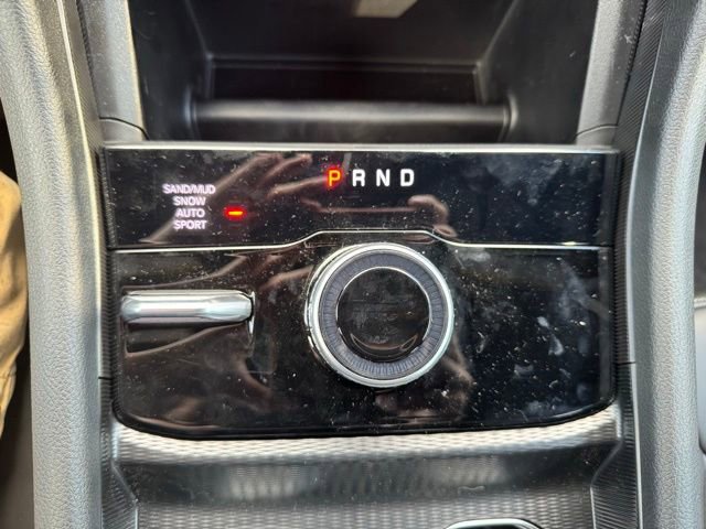 New 2025 Jeep Grand Cherokee L Limited w/ Black Appearance Package image 37