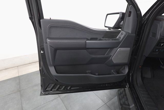 New 2025 Ford F150 Lightning Lariat image 9
