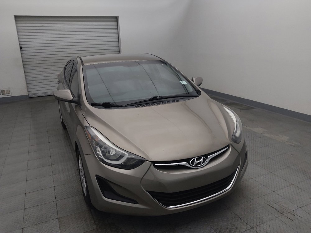 Used 2016 Hyundai Elantra SE FWD image 14