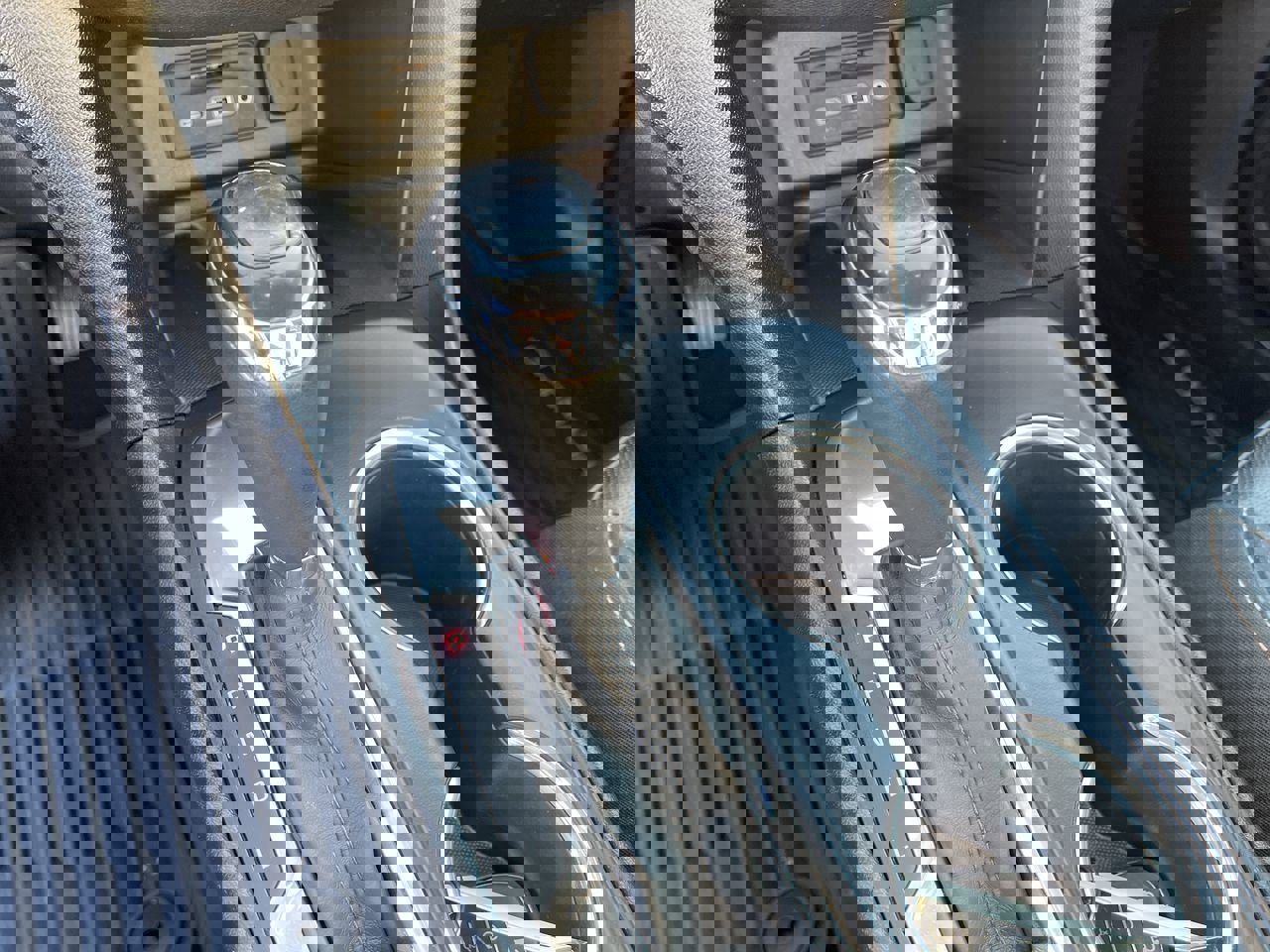 Used 2019 Chevrolet Equinox Premier image 16