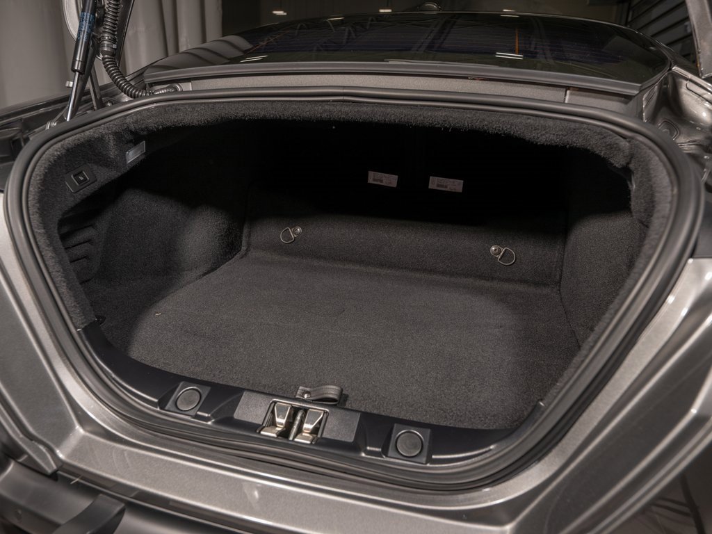 Certified 2024 Ferrari Roma Base image 26