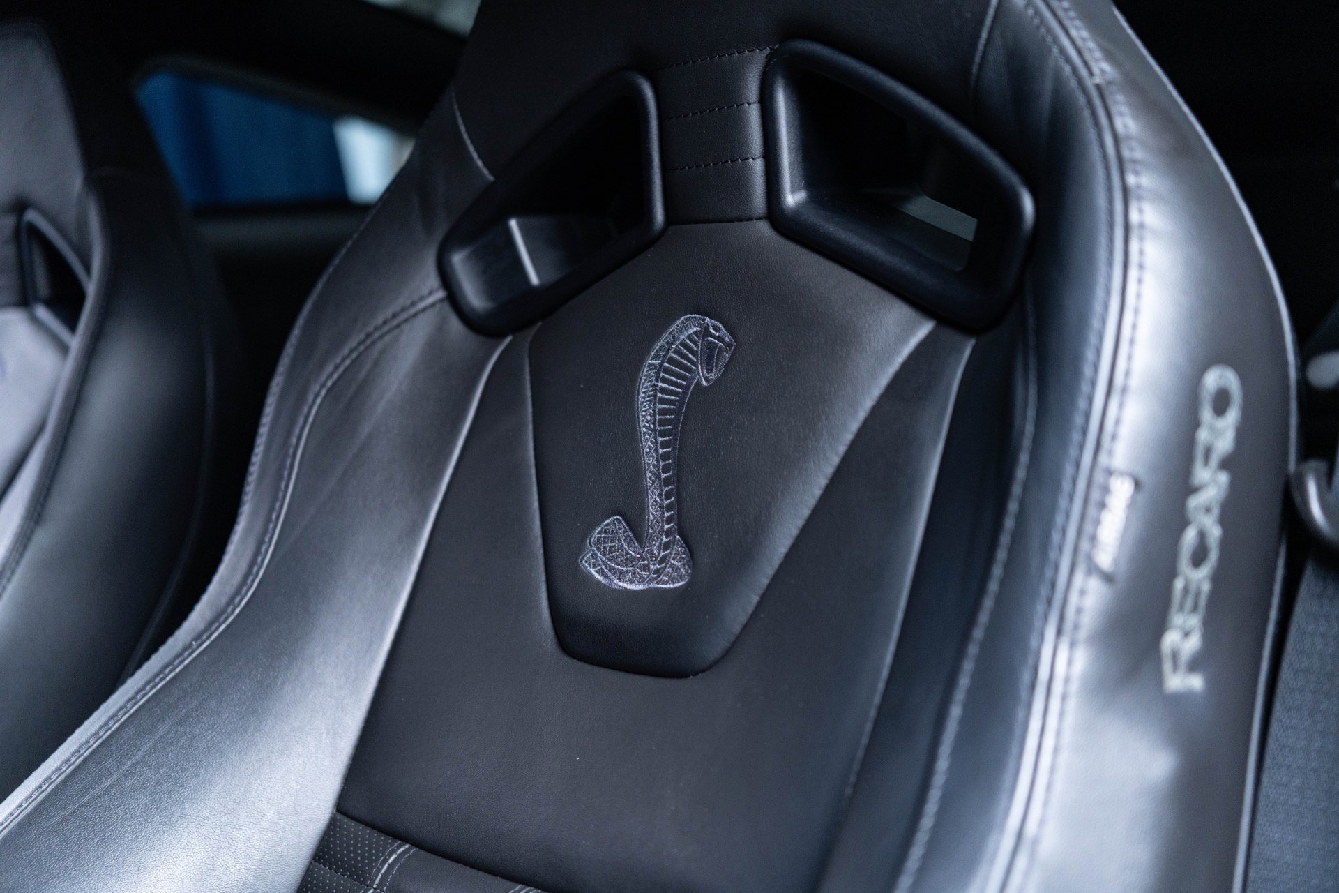 Used 2012 Ford Mustang Shelby GT500 w/ SVT Performance Pkg RWD image 41