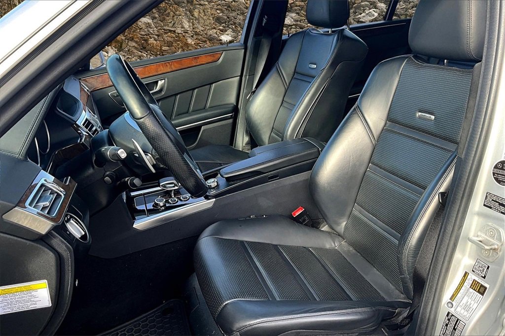 Used 2014 Mercedes-Benz E 63 AMG 4MATIC Sedan image 23