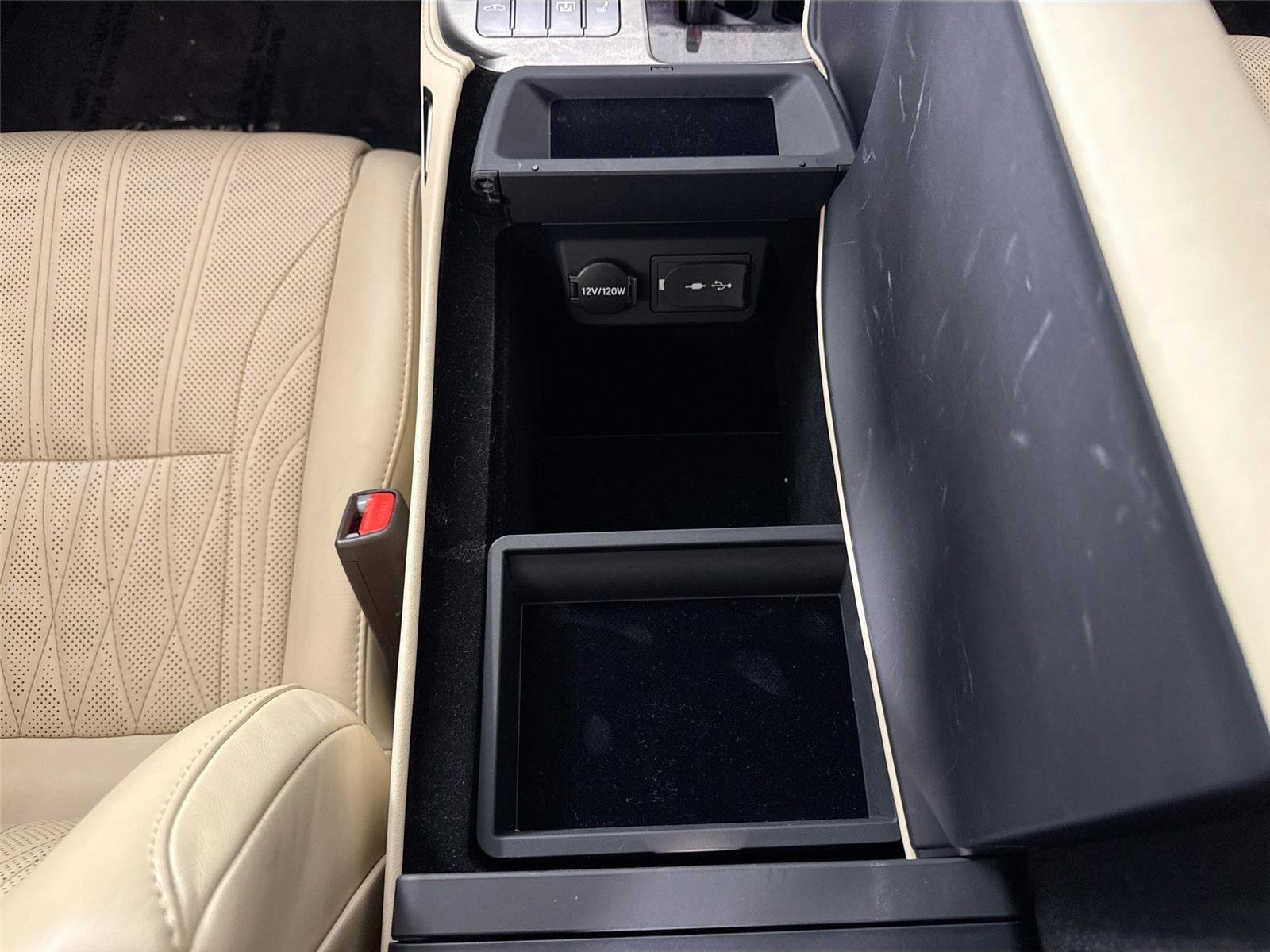 Used 2019 Lexus LS 500 w/ Interior Upgrade Package RWD image 35