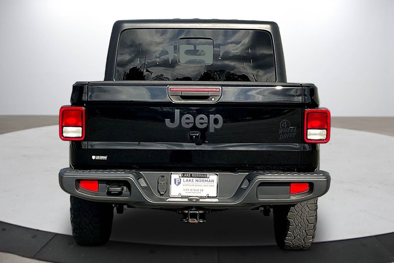 Used 2021 Jeep Gladiator Willys image 8