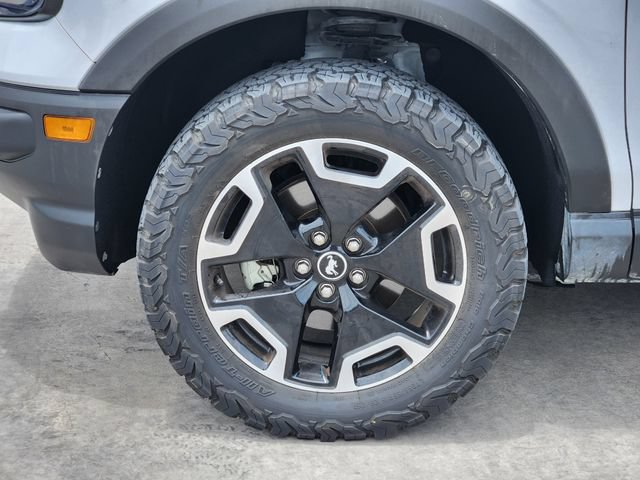 Used 2022 Ford Bronco Sport Outer Banks w/ Tech Package AWD/4WD image 11