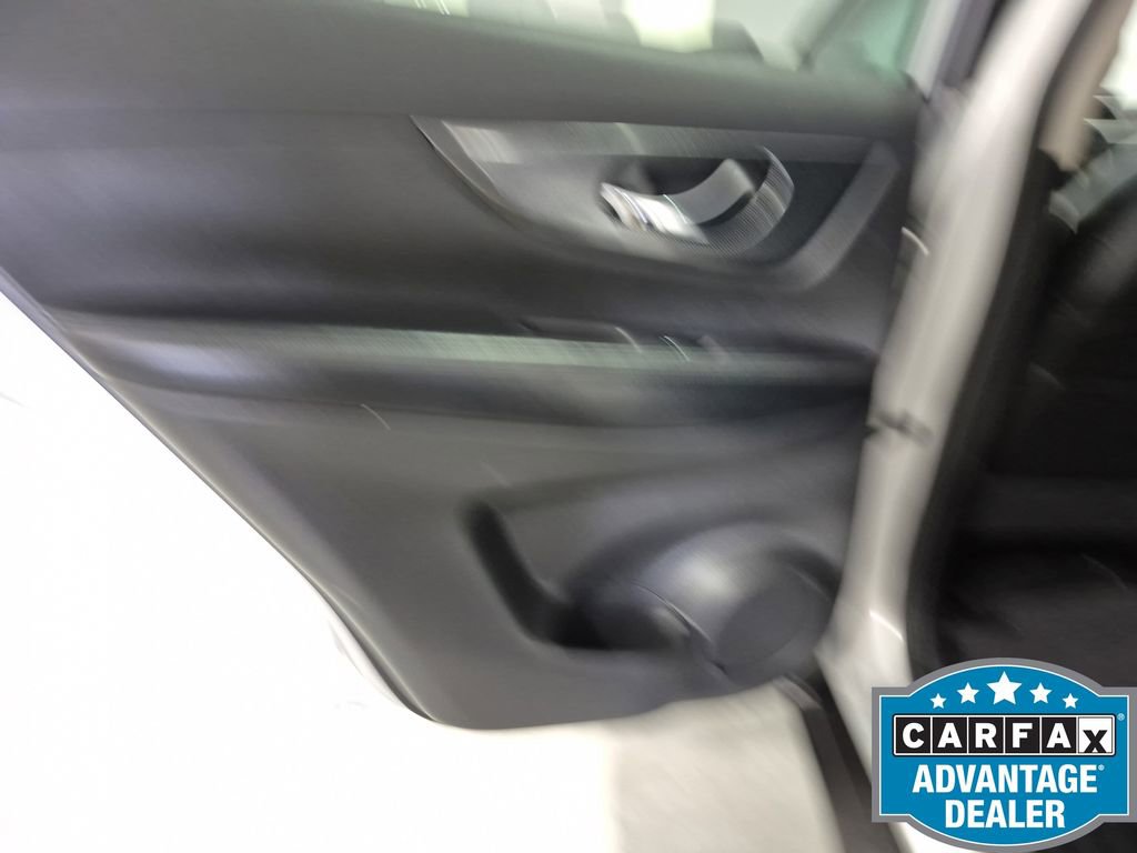 Used 2015 Nissan Rogue SL image 78