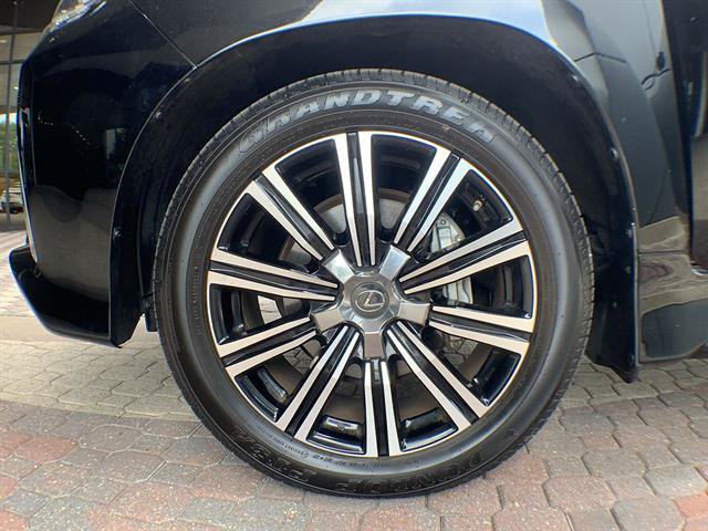Certified 2021 Lexus LX 570 4WD w/ Luxury Package image 10