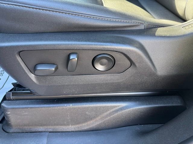 Used 2023 Chevrolet Tahoe Z71 w/ Z71 Off-Road Package image 31