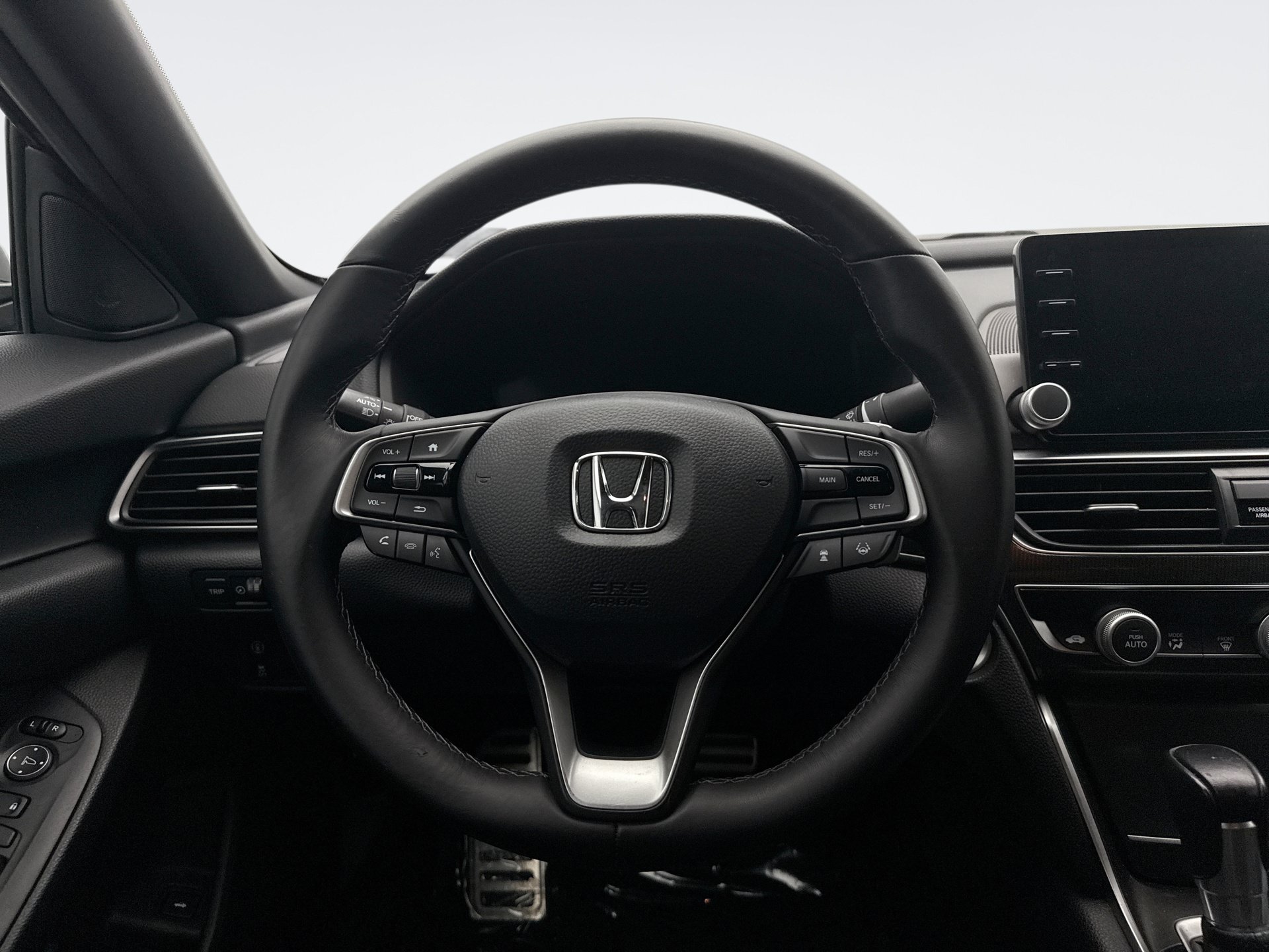 Used 2019 Honda Accord Sport image 12