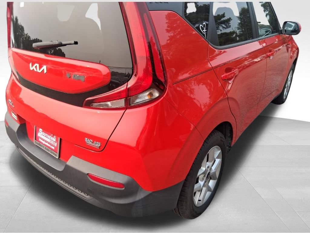 Used 2022 Kia Soul LX w/ Technology Package FWD image 13