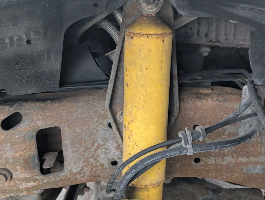 Used 2004 Ford F350 Lariat AWD/4WD image 28