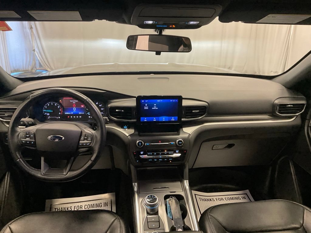 Used 2020 Ford Explorer XLT w/ Equipment Group 202A AWD/4WD image 36