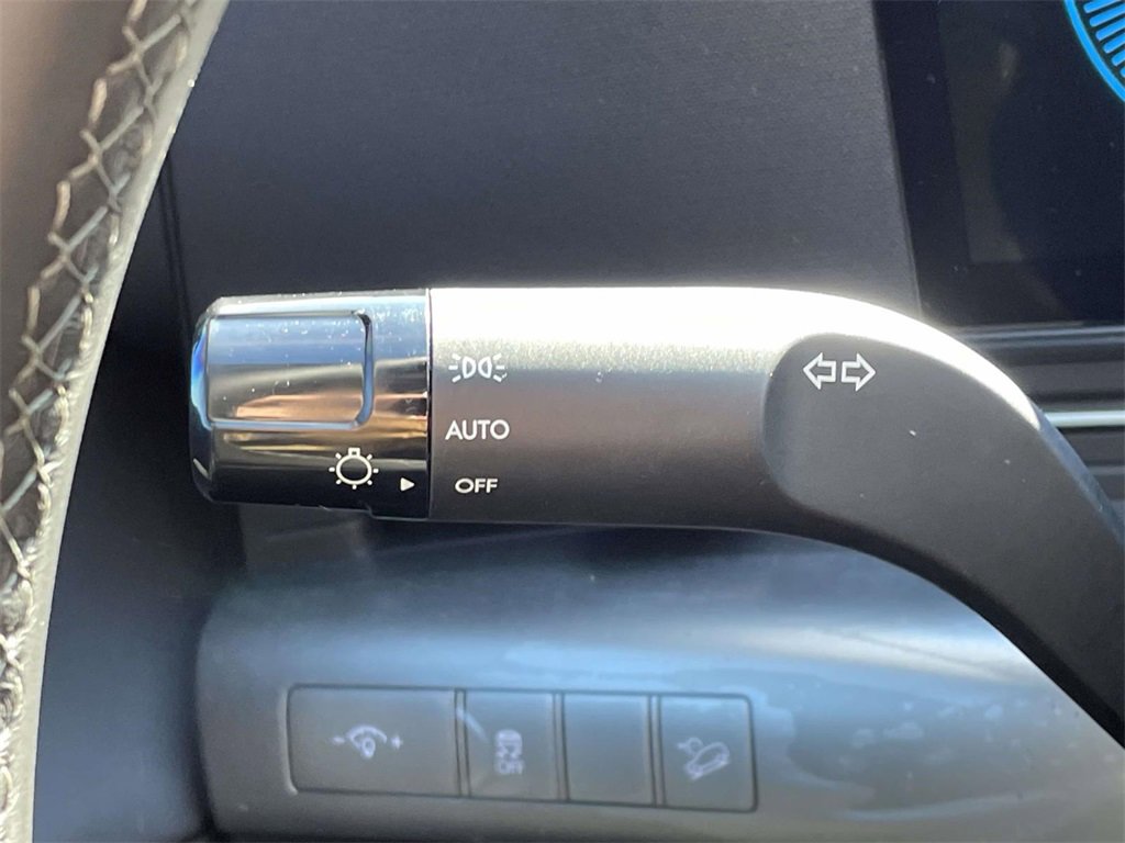 New 2026 Hyundai Kona SEL Premium image 21