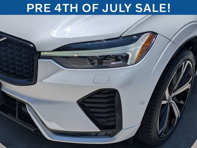 Certified 2023 Volvo XC60 B6 Ultimate w/ Protection Package Premier AWD/4WD image 9