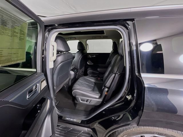 Used 2025 INFINITI QX80 Sensory AWD/4WD image 27