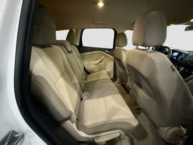 Used 2015 Ford Escape SE image 25