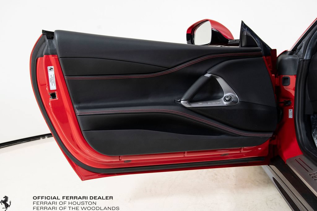 Certified 2018 Ferrari 812 Superfast RWD image 23