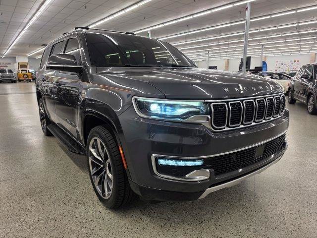 Used 2022 Jeep Wagoneer Series II w/ Premium Group I AWD/4WD image 4