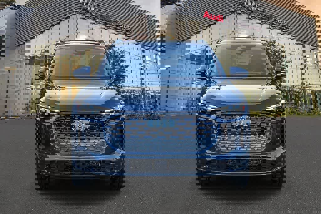 Used 2025 Audi Q5 Premium Plus image 6