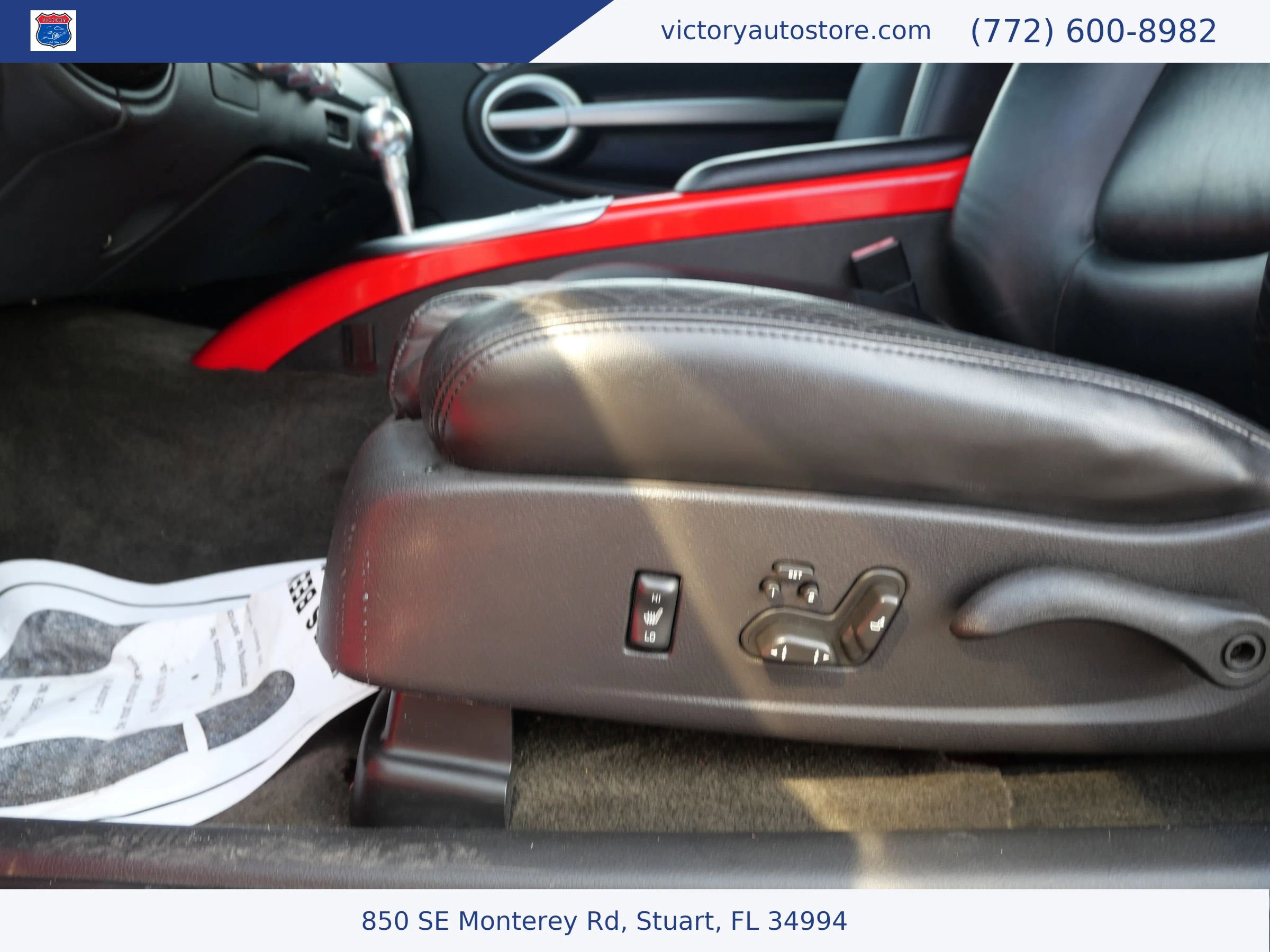 Used 2003 Chevrolet SSR w/ Preferred Equipment Group image 25