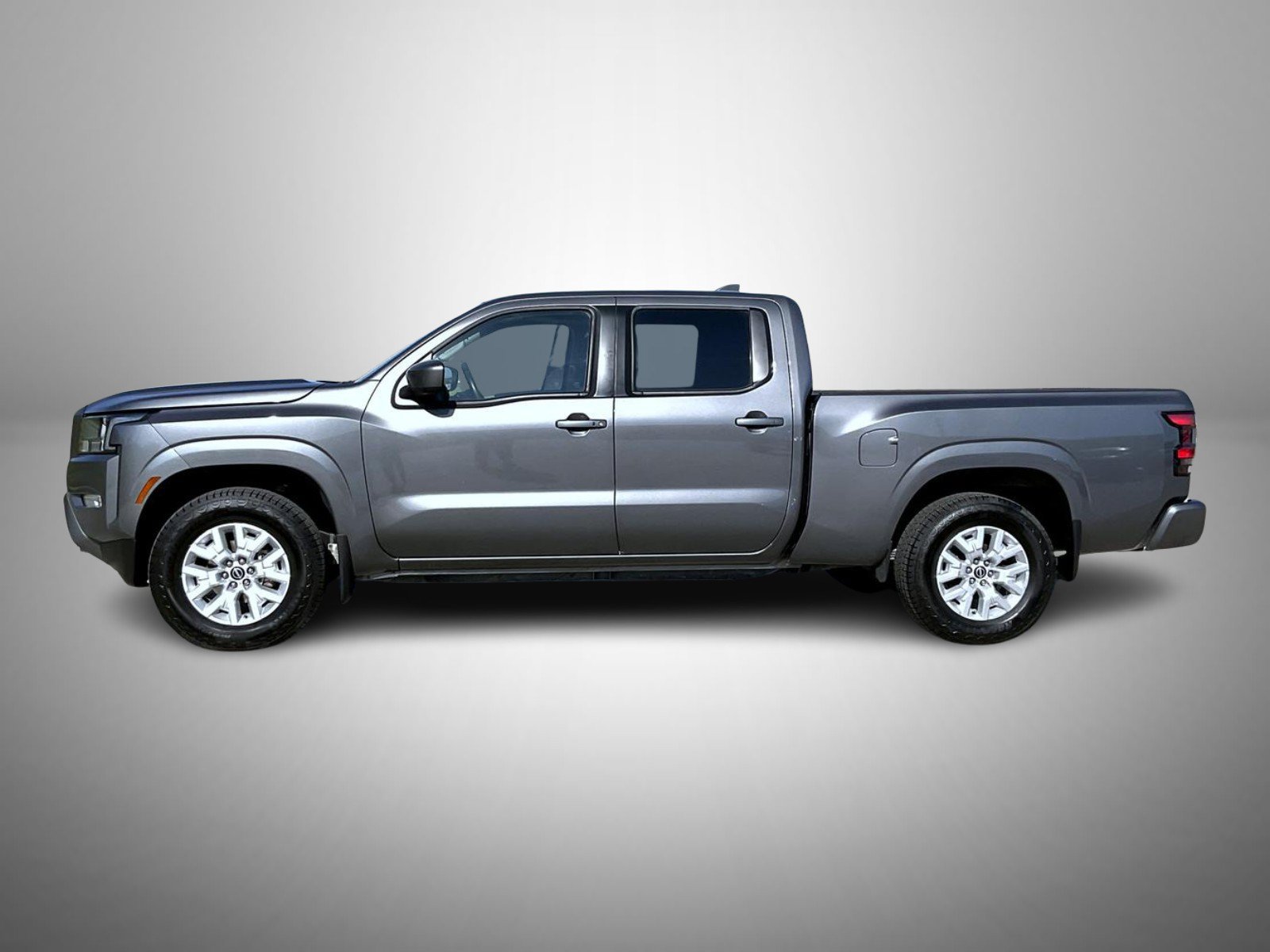 Used 2024 Nissan Frontier SV w/ Technology Package AWD/4WD image 8