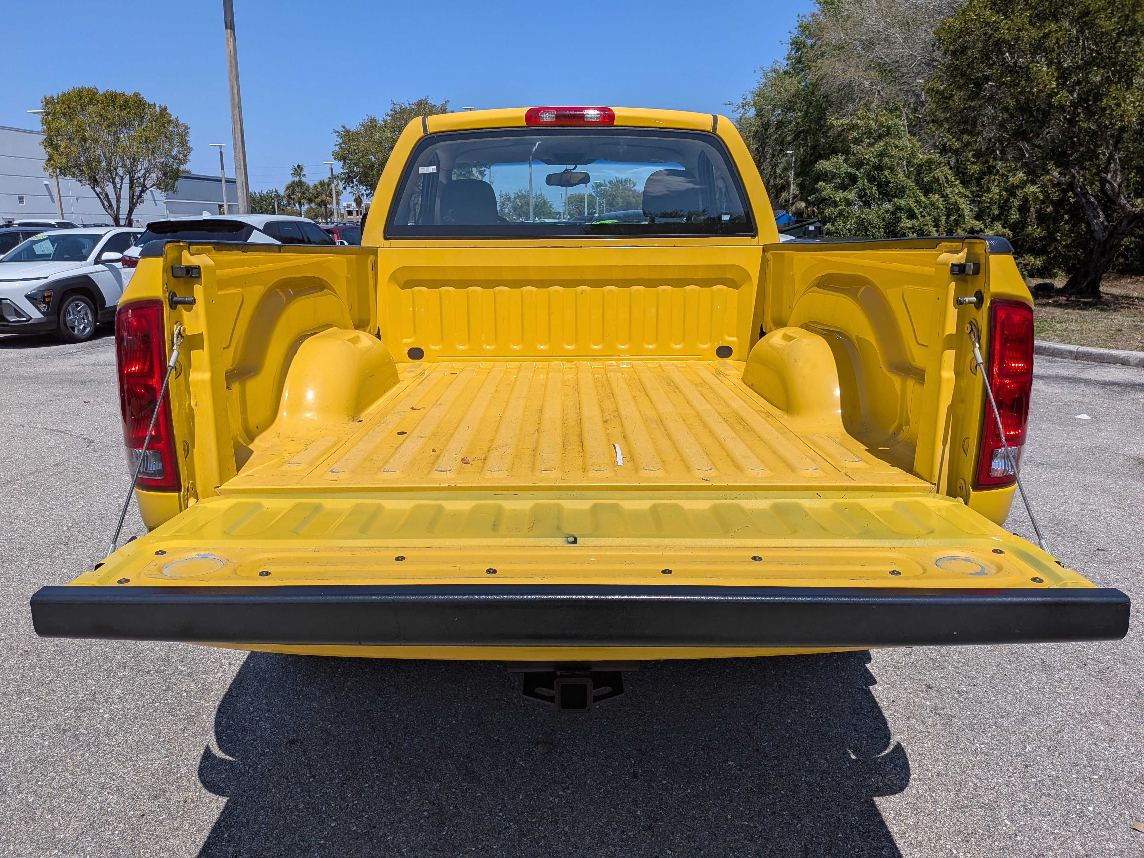 Used 2005 Dodge Ram 1500 Truck SLT w/ Rumblebee Group image 13
