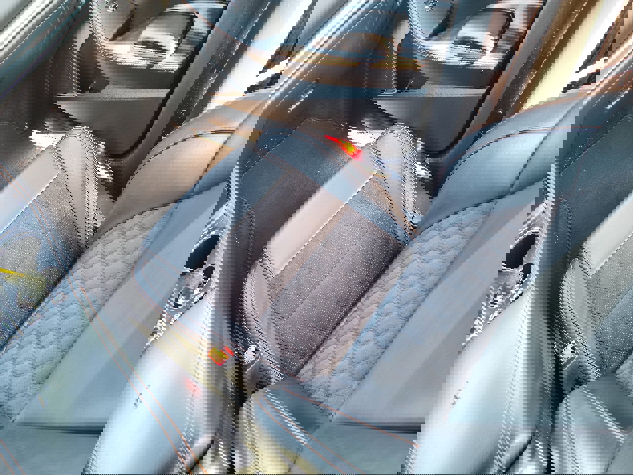 Used 2019 Nissan Maxima SR w/ Premium Package image 12