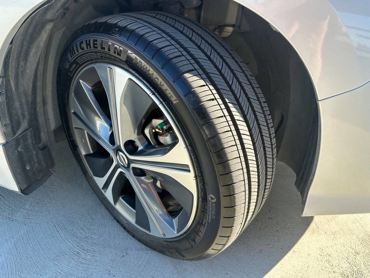 Used 2018 Nissan Leaf SL w/ Protection Package image 4