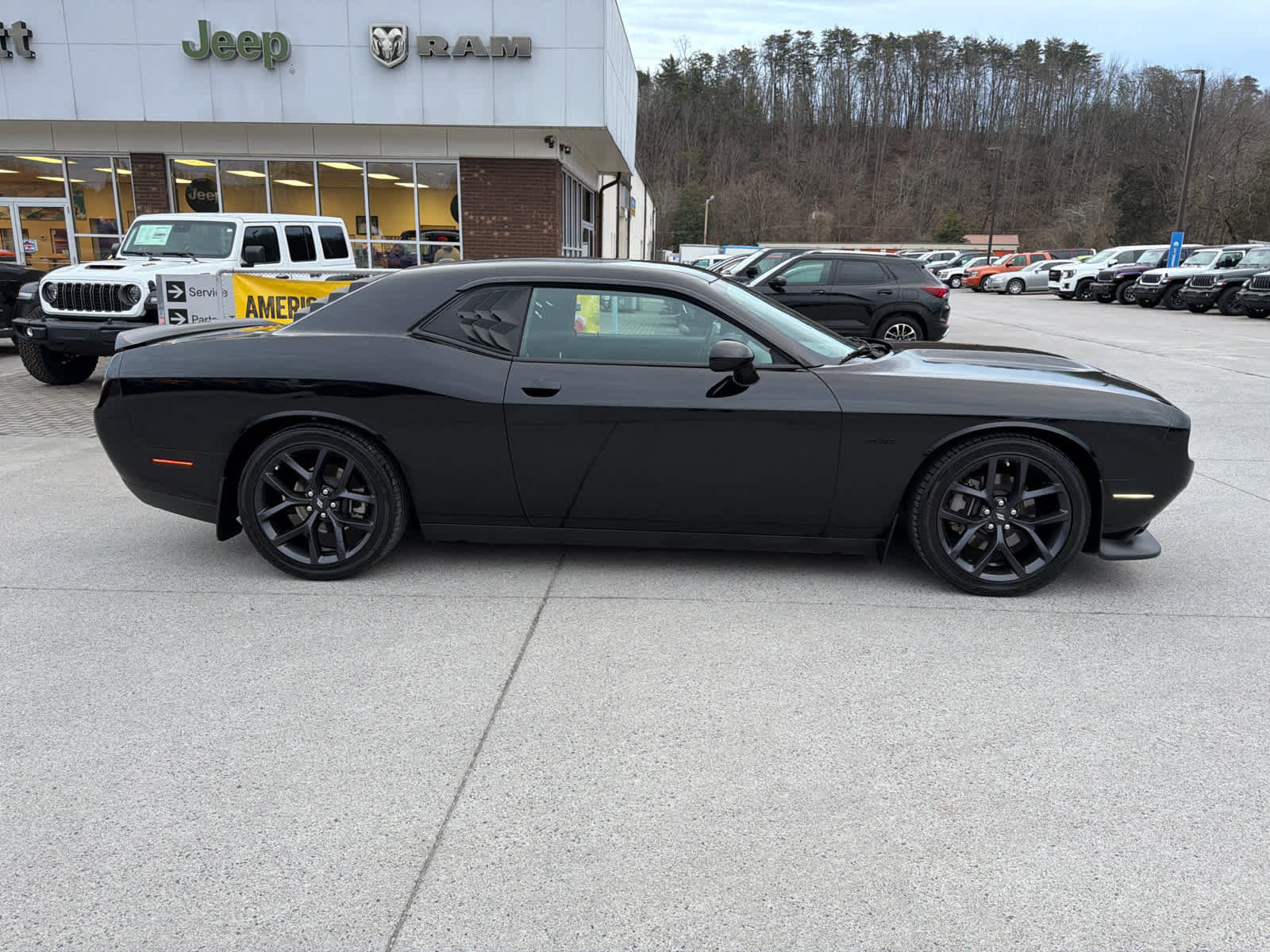 Used 2023 Dodge Challenger R/T w/ Blacktop Package image 6