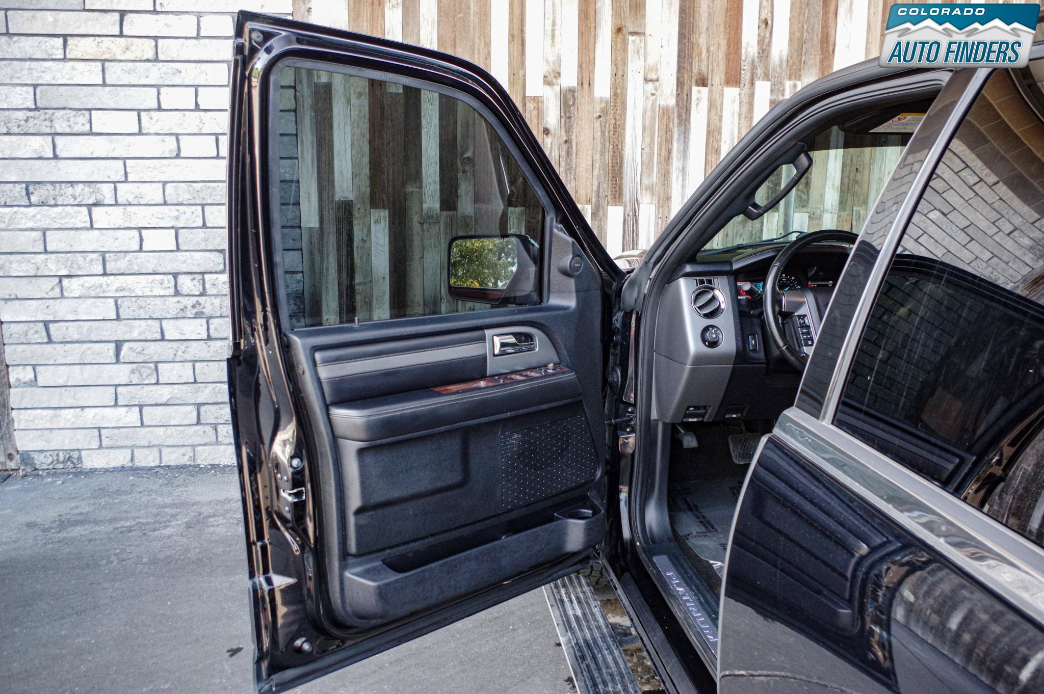 Used 2016 Ford Expedition EL Platinum AWD/4WD image 10