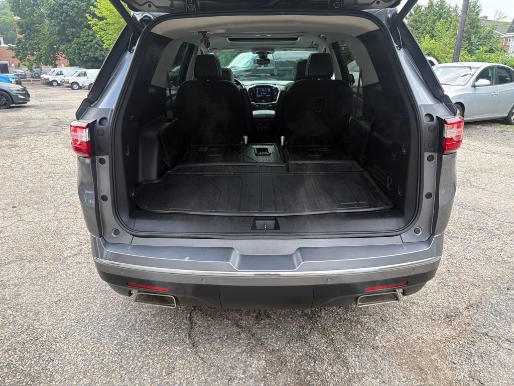 Used 2021 Chevrolet Traverse High Country w/ LPO, Floor Liner Package AWD/4WD image 42