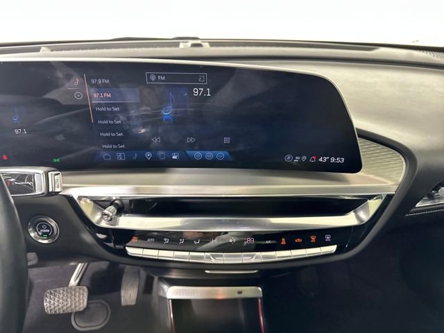 Used 2024 Cadillac Lyriq Luxury w/ LPO, Floor Liner Package image 21