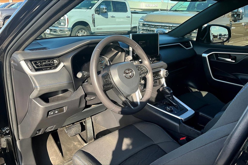 Used 2024 Toyota RAV4 SE AWD/4WD image 13