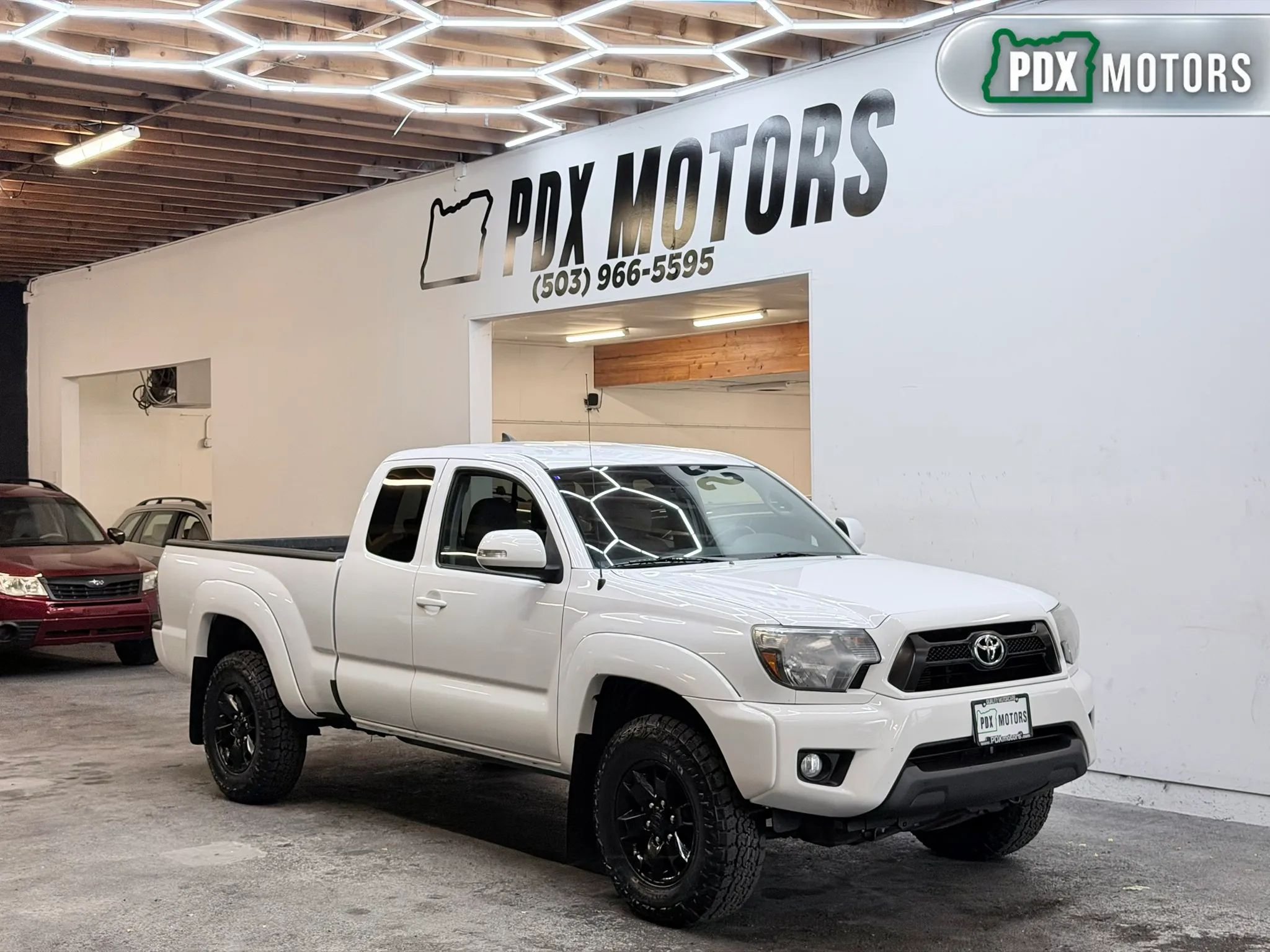 Used 2015 Toyota Tacoma 4x4 Access Cab V6 image 1