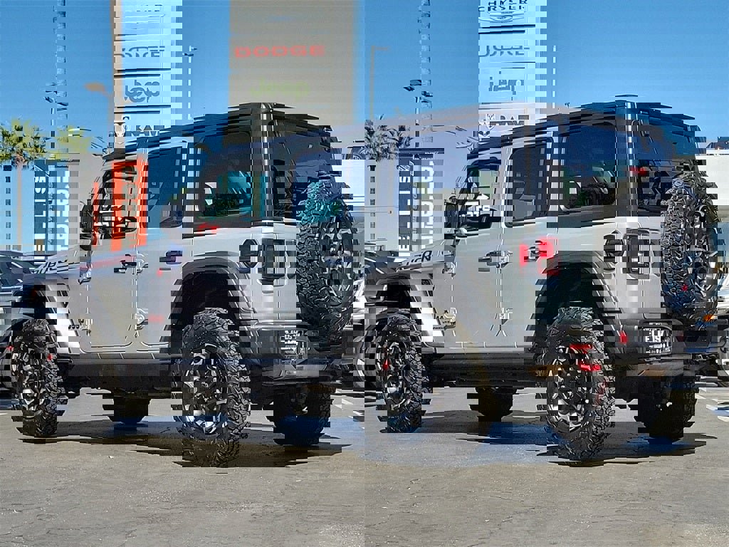 Certified 2023 Jeep Wrangler Unlimited Rubicon image 32