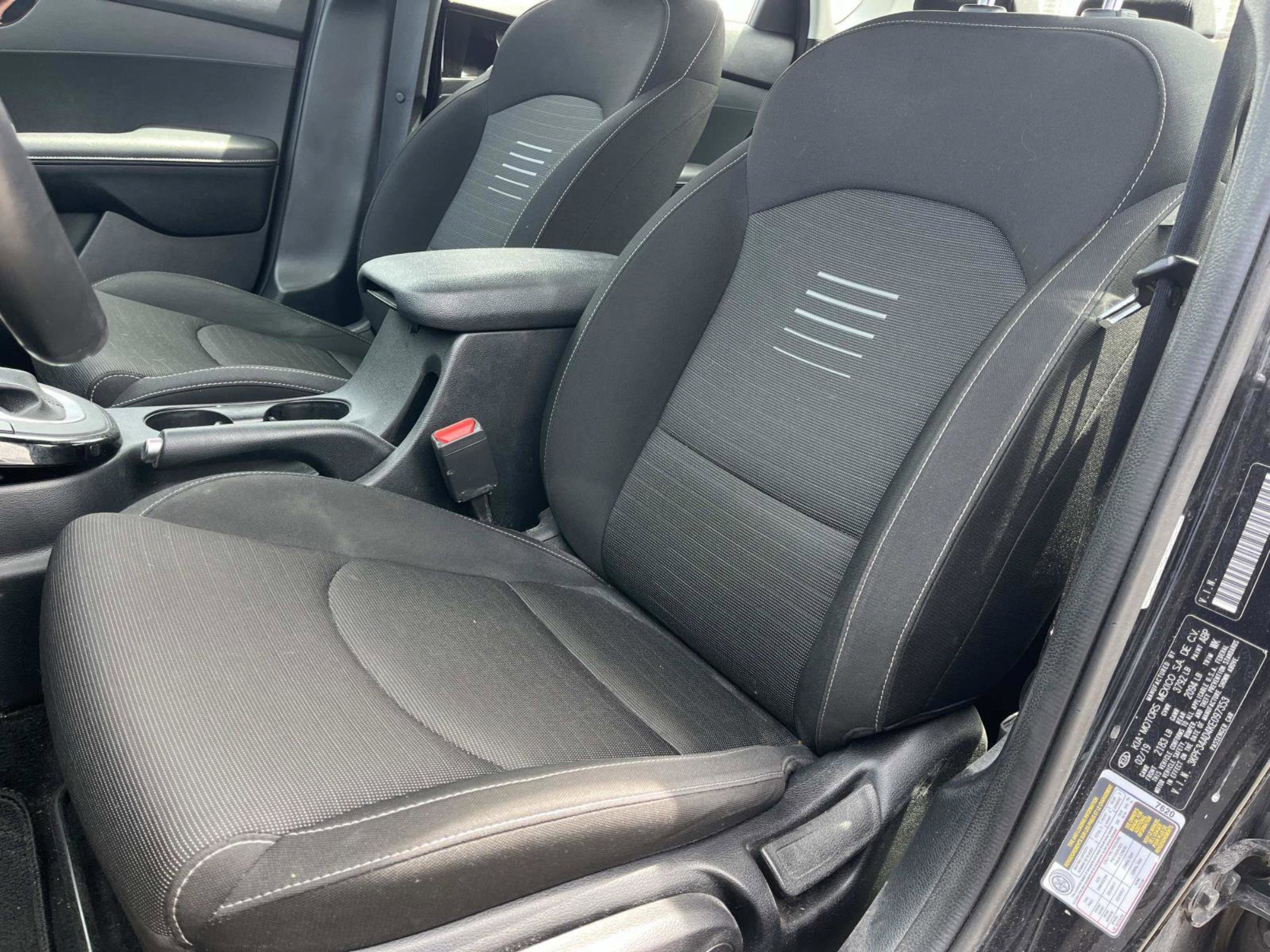 Used 2019 Kia Forte S FWD image 28