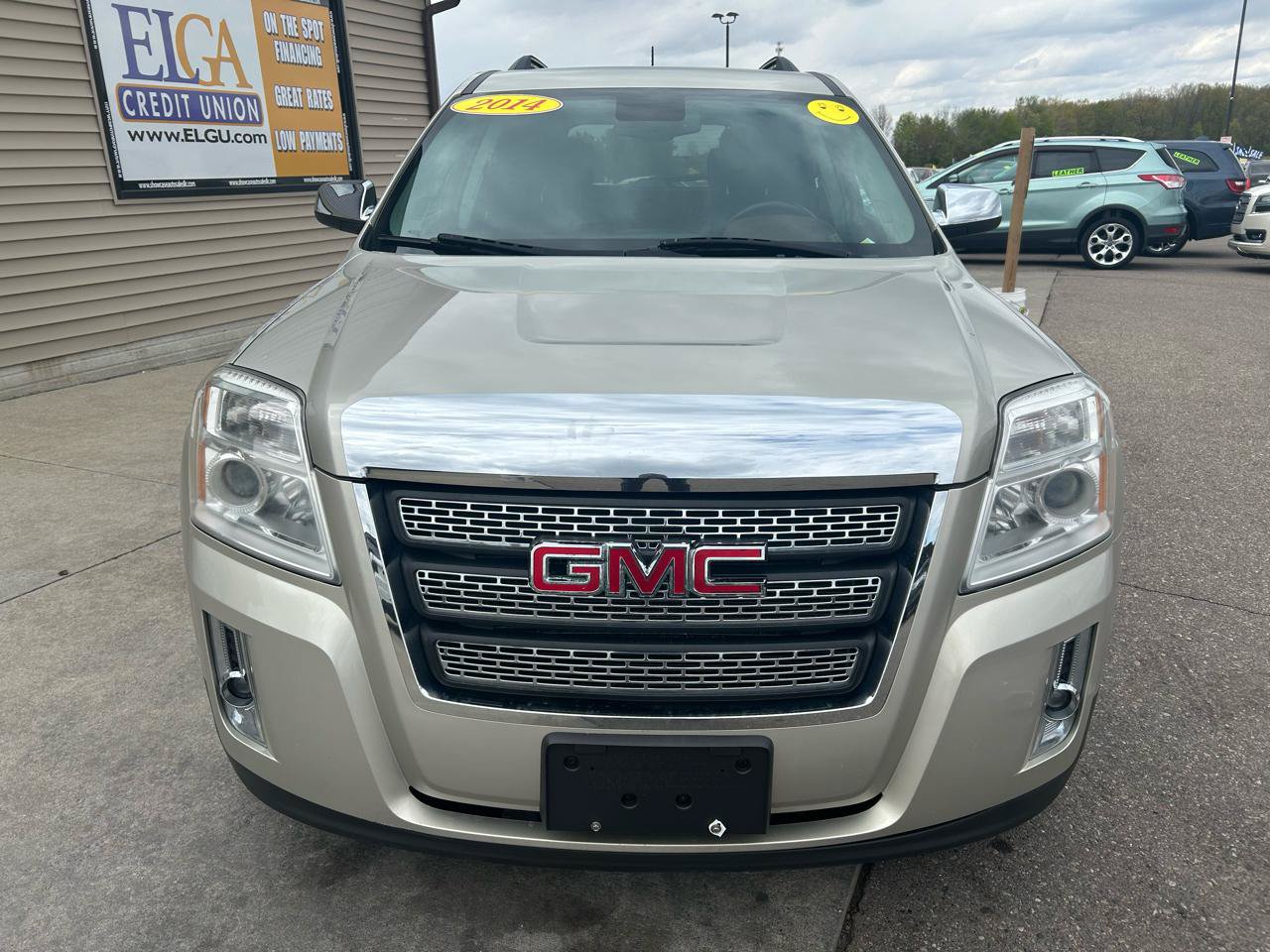 Used 2014 GMC Terrain SLT FWD image 2